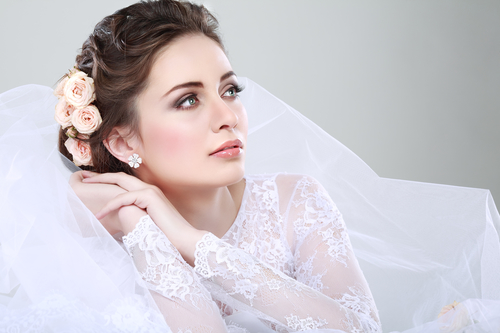 Beautiful bride with glowing skin from Wheaton wedding skincare tips